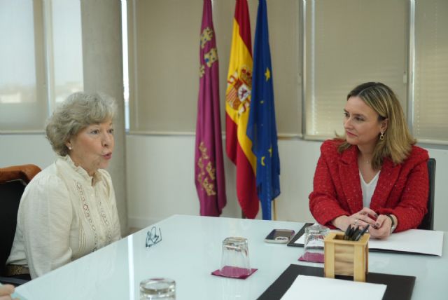 La consejera de Política Social destaca que las niñas tienen que crecer sabiendo que son capaces de conseguir lo que se propongan - 1, Foto 1