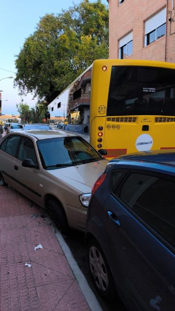Cuesta abajo y sin frenos: Ginés Ruiz denuncia que en Murcia circulan autobuses de más de 20 a&ntilde;os que ponen en riesgo la seguridad - 2, Foto 2