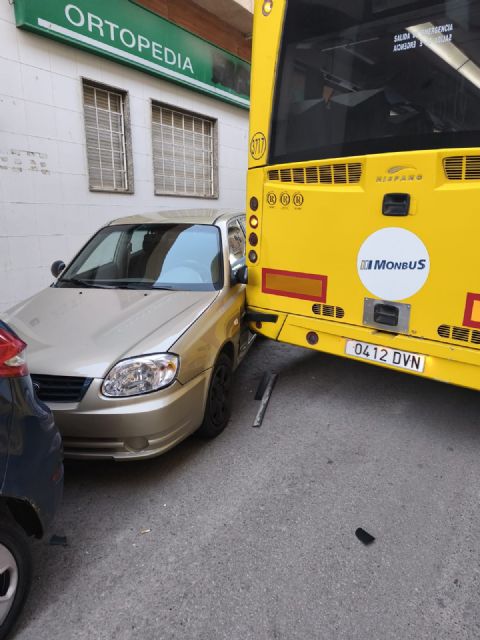 Cuesta abajo y sin frenos: Ginés Ruiz denuncia que en Murcia circulan autobuses de más de 20 a&ntilde;os que ponen en riesgo la seguridad - 3, Foto 3