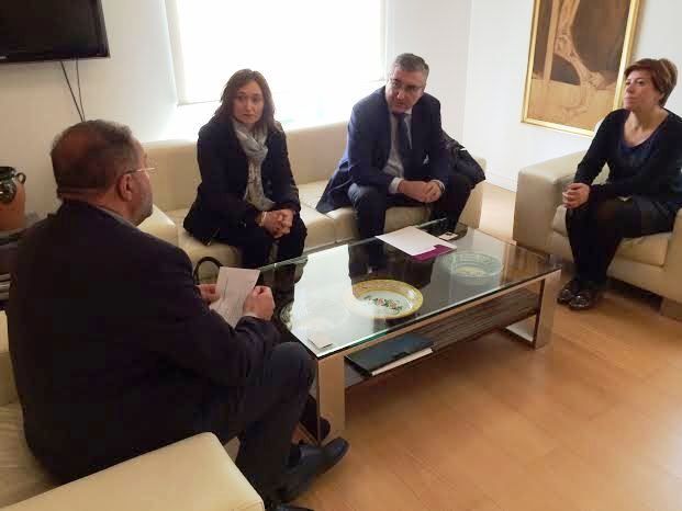City officials meet with officials of Renfe, Foto 2