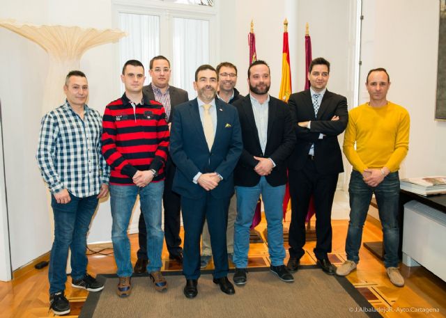 El alcalde recibió la visita de la nueva junta directiva de Hostecar - 2, Foto 2