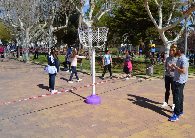 Multitudinaria jornada de deporte en la calle con el proyecto europeo 'Do-U-Sport' - 1, Foto 1