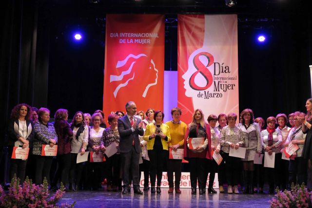 El Ayuntamiento de Caravaca cerró el Día de la Mujer con el homenaje a la Mujer Empresaria y la Mujer trabajadora 2019 - 2, Foto 2