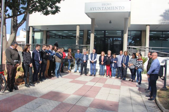 San Pedro del Pinatar se suma a los actos conmemorativos del 11M con un minuto de silencio - 1, Foto 1