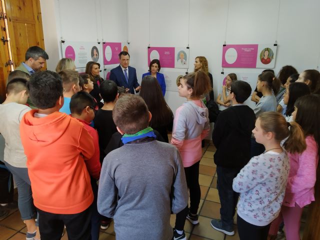 Llega a Alcantarilla la exposición Descubriendo científicas - 3, Foto 3