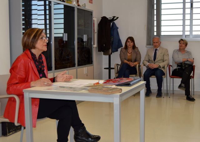 Rosa Peñalver revisa la educación de las mujeres del siglo XX a través de la copla - 3, Foto 3