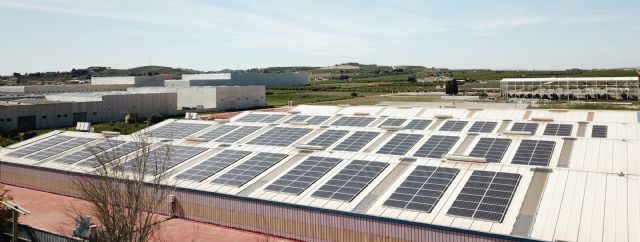Jovir se suma al boom de las renovables e instala paneles solares en la cubierta de sus instalaciones - 1, Foto 1