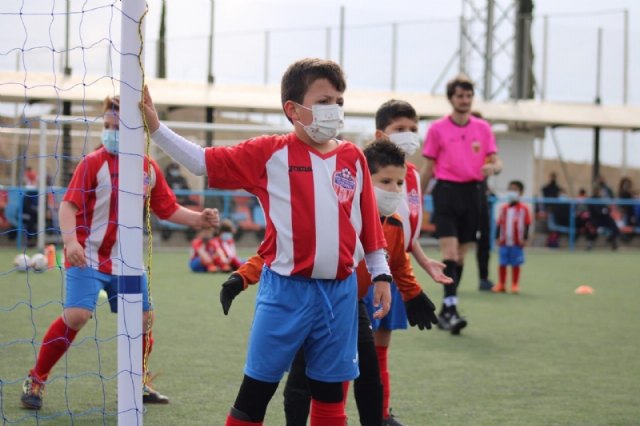 El Ayuntamiento y el Club Fútbol Base Totana suscribirán un convenio para el adecuado uso de las instalaciones municipales deportivas, Foto 3
