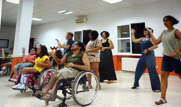 El presidente del Ateneo de Triana Carlos Valera Real firmo un convenio con la Asociación Espina Bífida” - 5, Foto 5