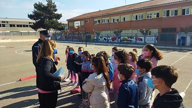 Puerto Lumbreras, a través de las Concejalías de Seguridad Ciudadana y Educación, ofrece formación sobre Educación Vial en los colegios - 2, Foto 2