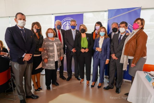 La alcaldesa muestra su apoyo a la creación del Colegio Oficial de Graduados Sociales de Cartagena - 1, Foto 1