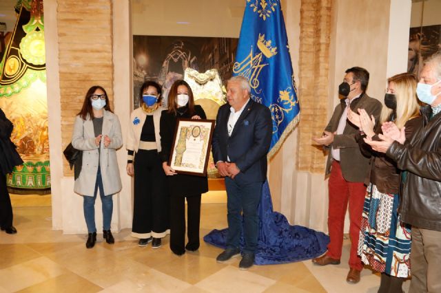 El Paso Azul reconoce la labor de conservación del patrimonio cultural de la Hermandad realizada por la Concejalía de Empleo y Desarrollo Local del Ayuntamiento de Lorca - 1, Foto 1