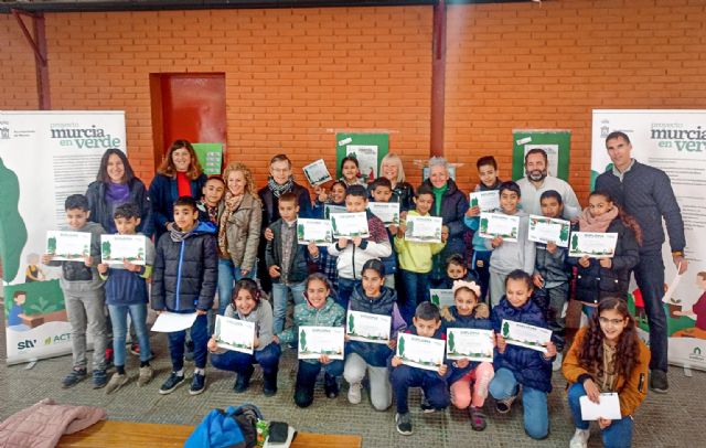 El proyecto ´Murcia En Verde´ entrega los nuevos diplomas de la campaña de sensibilización medioambiental - 3, Foto 3