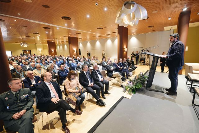 López Miras destaca el fundamental papel de la caza para conservar la fauna, prevenir incendios y proteger el medio natural - 1, Foto 1