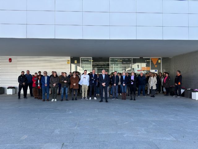 Torre Pacheco guarda un minuto de silencio en memoria de las víctimas del terrorismo - 1, Foto 1