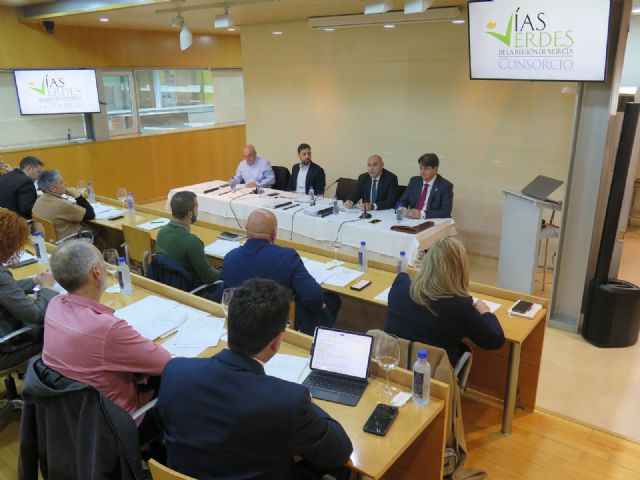 El Consorcio de las Vías Verdes se reúne para aprobar nuevas actuaciones de mejora de la red regional para 2025 - 1, Foto 1