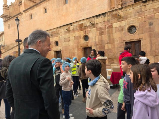 Cerca de 1.000 escolares lorquinos aprenderán normas básicas para prevenir siniestros de tráfico y lesiones en el hogar - 3, Foto 3
