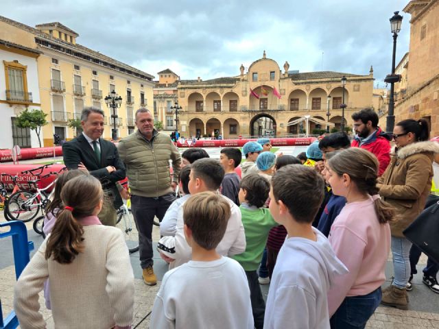 Cerca de 1.000 escolares lorquinos aprenderán normas básicas para prevenir siniestros de tráfico y lesiones en el hogar - 5, Foto 5