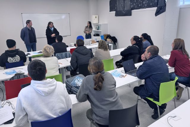 Arranca un curso para aprender a sacar el máximo rendimiento laboral a la IA - 2, Foto 2