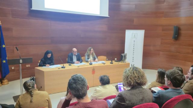El Ayuntamiento de Murcia junto a la Mesa de la Discapacidad aprueba la creación de una red de cambiadores inclusivos - 4, Foto 4