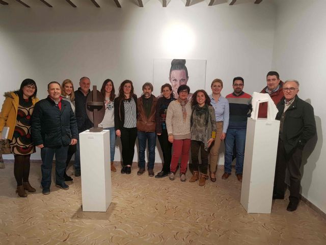 El IES San Juan de la Cruz realiza una exposición colectiva con antiguos alumnos de Bachillerato de Artes con motivo de su 50 aniversario - 1, Foto 1
