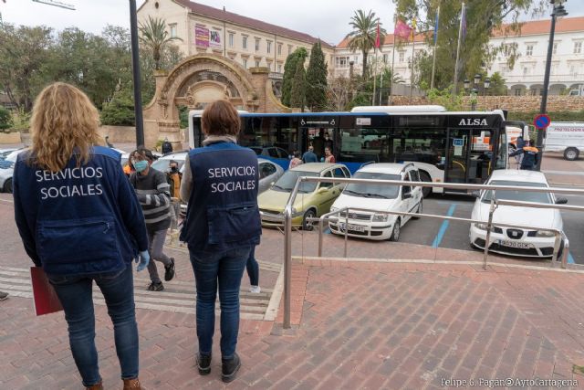 Las familias, el cuidado domiciliario y la asistencia en barrios vulnerables, destino de los 707.000 euros del Fondo Social - 1, Foto 1