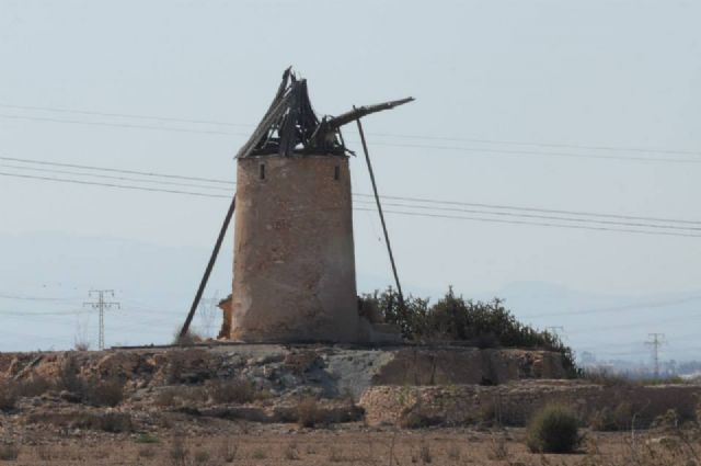 Una doble iniciativa de MC velará por la protección de los molinos de viento cartageneros - 1, Foto 1