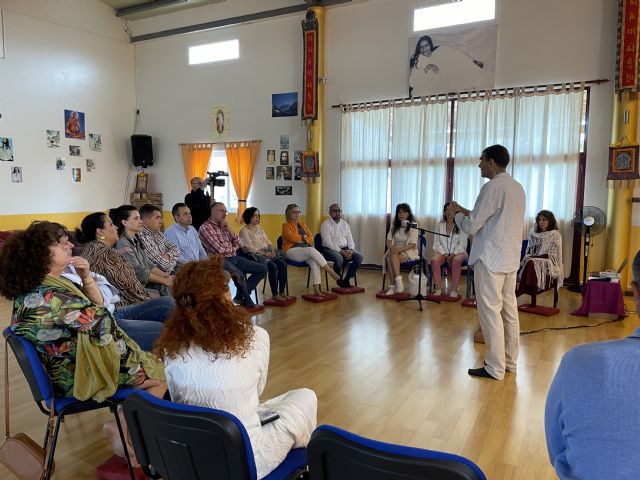 La corporación municipal de Abanilla se interesa por la Fundación Mahasandhi - 1, Foto 1