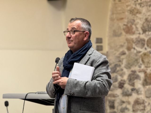 MC divulga una charla sobre la indumentaria tradicional del Campo de Cartagena ante las próximas Cruces de Mayo - 5, Foto 5