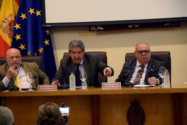 Sevilla . Sevilla se sumerge en el espíritu cofrade con la tertulia La Semana Santa por Derecho - 2, Foto 2