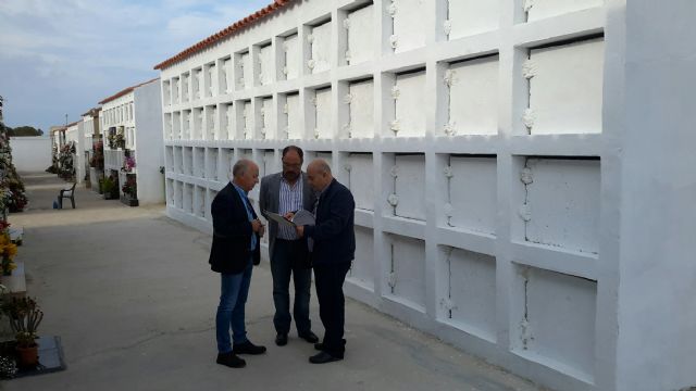El Ayuntamiento recepciona 112 nuevos nichos en el cementerio municipal - 1, Foto 1