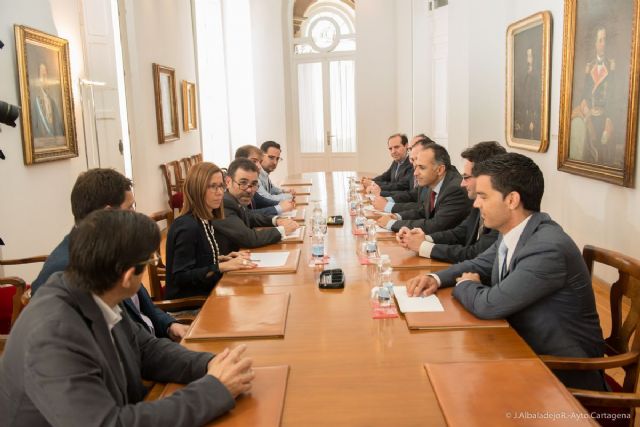 El alcalde da la bienvenida al nuevo rector y equipo directivo de la UPCT - 3, Foto 3