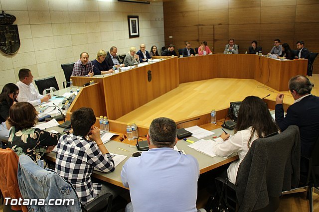 Mañana se celebra un pleno extraordinario para abordar la aprobación del Plan de Ajuste, Foto 1