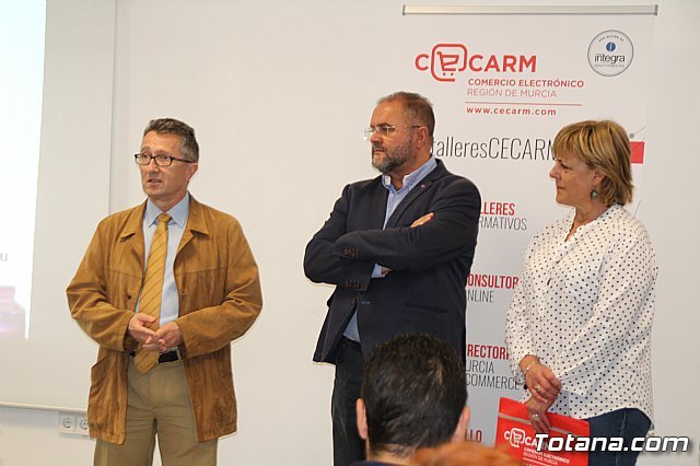Un centenar de personas participan en el taller de comercio electrónico “Lanza tu negocio online exprés. El método 3G”, Foto 2