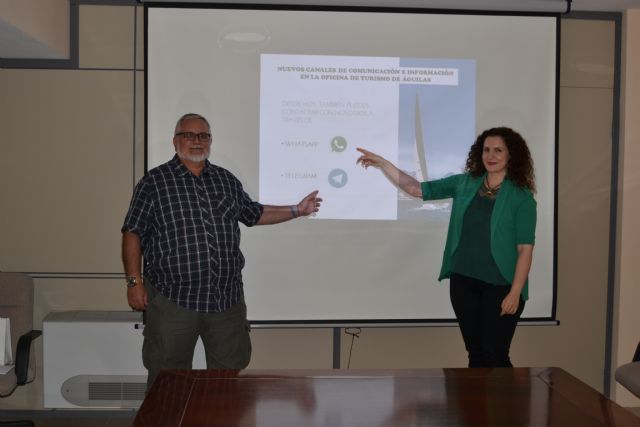 Águilas implanta la atención por WhatsApp y Telegram  en su Oficina de Turismo - 1, Foto 1