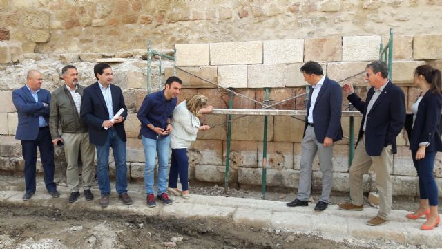 Las obras de recuperación de la Fuente del Oro permiten recuperar uno de los enclaves más tradicionales del casco urbano con una inversión de 265.000 euros - 2, Foto 2