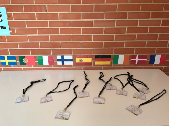 Profesores y Asesores de diferentes países Europeos visitan el Colegio Hernández Ardieta de Roldán - 3, Foto 3