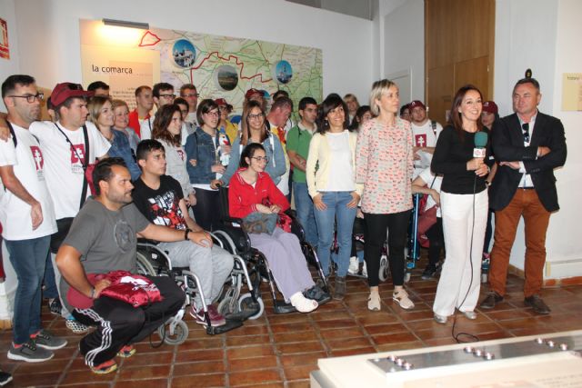 Jóvenes con discapacidad intelectual sellan en el Museo del Vino de Bullas en su camino hacia Caravaca para ganarse el Jubileo - 3, Foto 3