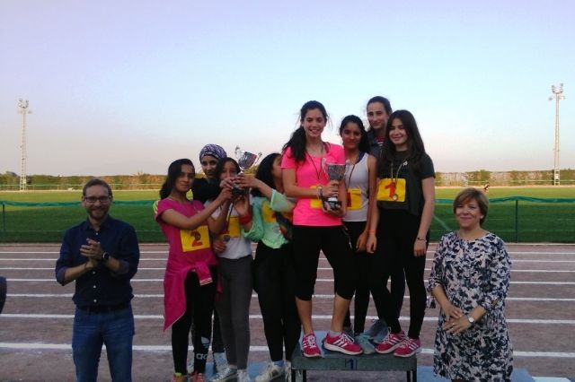 La Fase Local de Atletismo de Deporte Escolar contó con la participación de 73 escolares de los diferentes centros de enseñanza, Foto 7