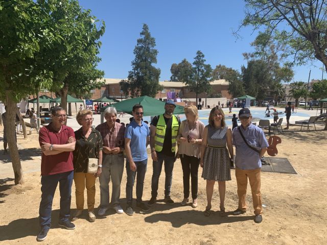 El barrio de Los Rosales de El Palmar acoge 'La fuente de las culturas' - 2, Foto 2