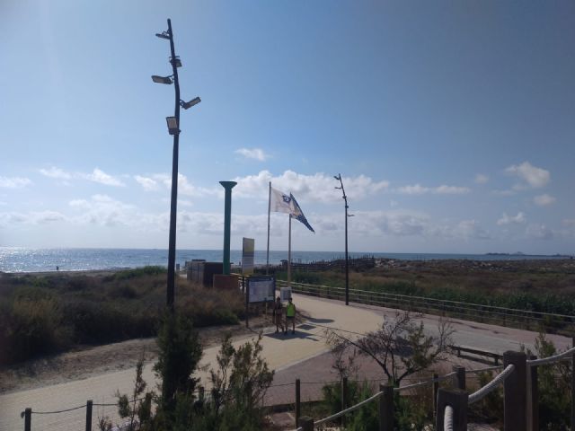 San Pedro del Pinatar revalida sus banderas azules e incorpora este distintivo para la Senda de los Tarays - 2, Foto 2