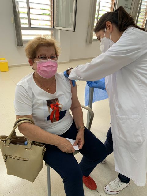 Continúan las vacunaciones en el centro social de Personas Mayores de Las Torres de Cotillas - 2, Foto 2