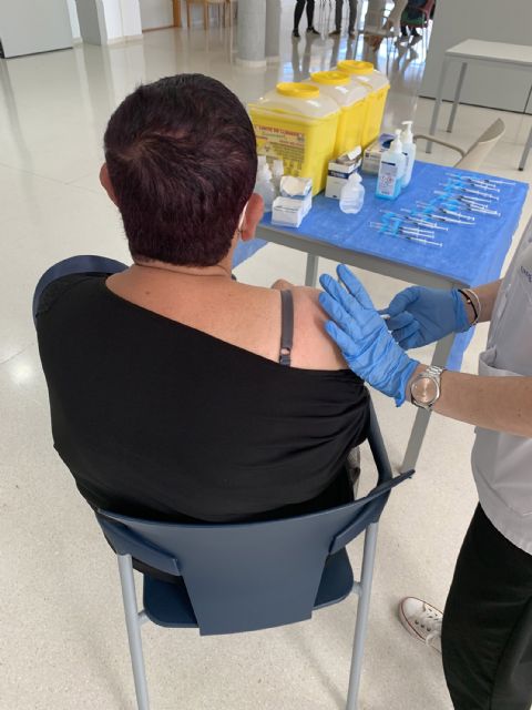 Continúan las vacunaciones en el centro social de Personas Mayores de Las Torres de Cotillas - 3, Foto 3