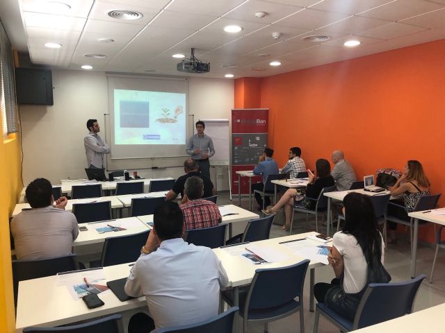 Murcia-Ban forma a emprendedores para que brillen ante un inversor - 1, Foto 1