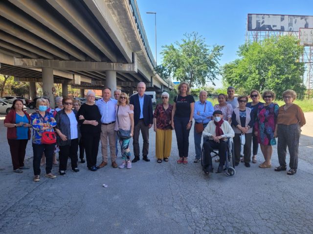 La dejadez del PSOE incomunica a los vecinos de Barriomar - 1, Foto 1