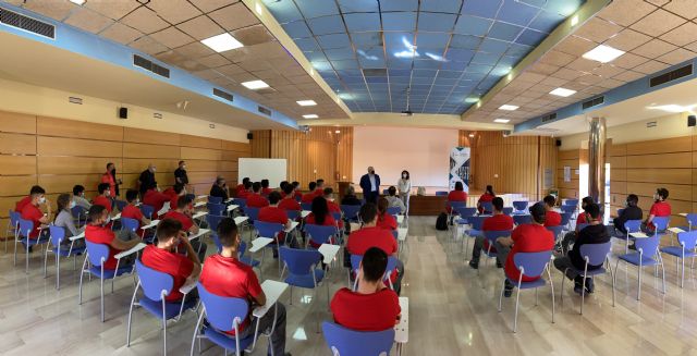 40 jóvenes desempleados colaborarán en la construcción de un Espacio Polivalente sostenible en el centro de formación de El Palmar - 1, Foto 1