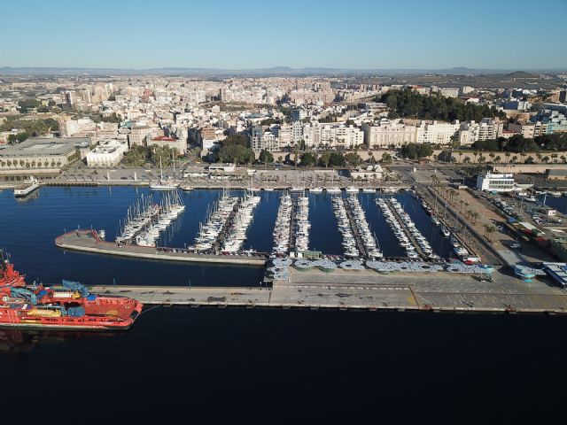 El puerto deportivo del Real Club de Regatas renueva Bandera Azul - 2, Foto 2