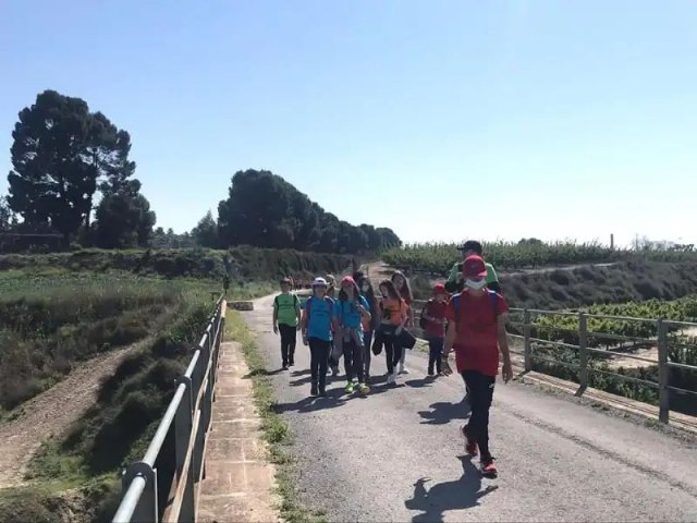 Marcha solidaria ‘Cada Gota Cuenta’ entre los alumnos de los colegios de las pedanías muleñas - 1, Foto 1