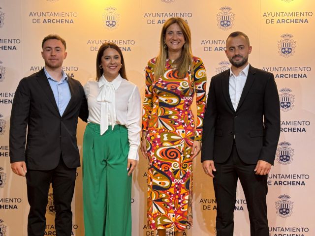Archena celebra su Gala de la Juventud y premia a Alberto Martínez fundador de Limbium, una compañía que fabrica prótesis biónicas de brazo - 1, Foto 1
