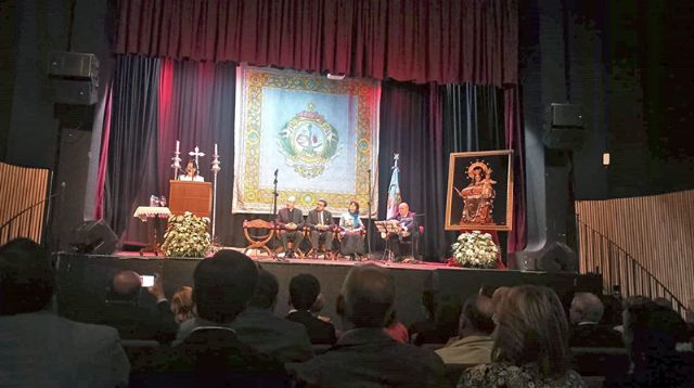 Texto, Carlos Valera Real . 7. Gran acogida al pregón de Reyes Robledo en las Glorias de María Auxiliadora de Triana - 3, Foto 3